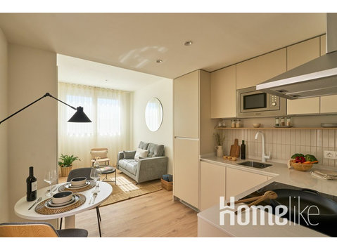 Nieuw ontworpen appartement met één slaapkamer, keuken en… - Appartementen