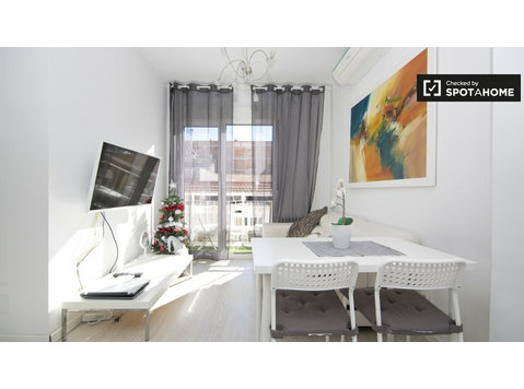 One bedroom apartment with AC in Prosperidad, Madrid - Апартаменти