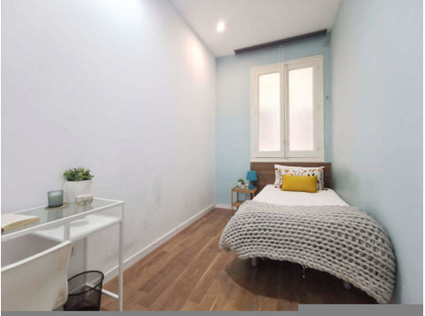 Preciosa y acogedora habitación en Madrid - Wohnungen