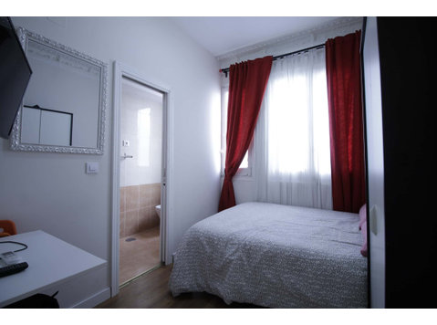 Room Calle Atocha - Apartments