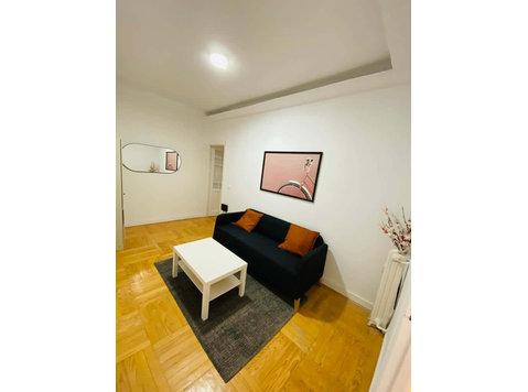 Room G114R5 - Apartments