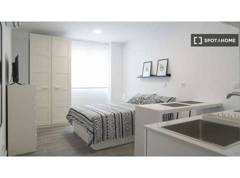 Studio-Wohnung zu vermieten in Carabanchel, Madrid - Wohnungen