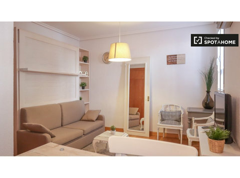 Lavapiés, Madrid'de kiralık daire - Apartman Daireleri