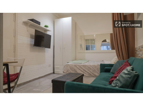 Monolocale in affitto a Madrid - Appartamenti