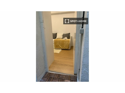 Studio apartment for rent in Madrid - Διαμερίσματα