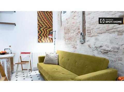 Studio apartment for rent in Malasaña, Madrid - Apartments