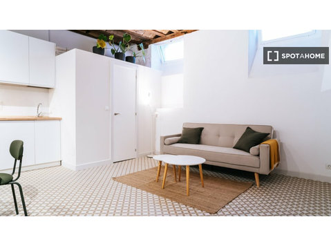 Studio à louer à Almagro, Madrid - Appartements