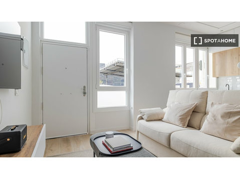 Castilla, Madrid'de kiralık stüdyo - Apartman Daireleri