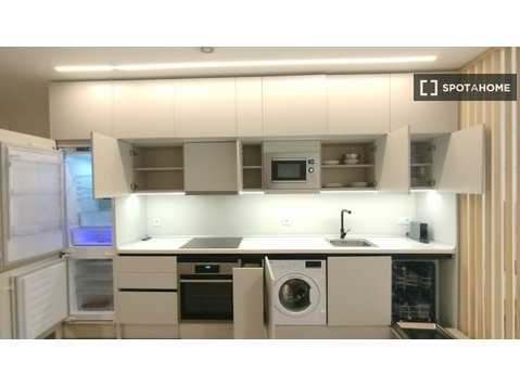 Monolocale in affitto a Hispanoamerica, Madrid - Appartamenti