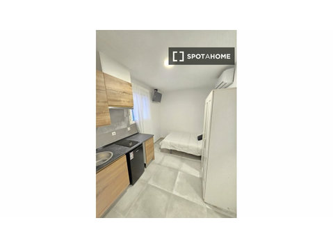 Studio à louer à Madrid - Appartements