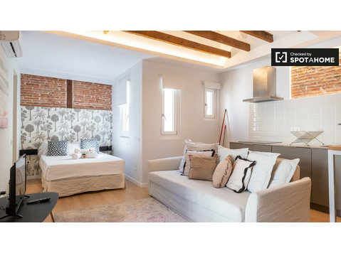 Apartamento de 1 quarto elegante para alugar em La Latina - Apartamentos