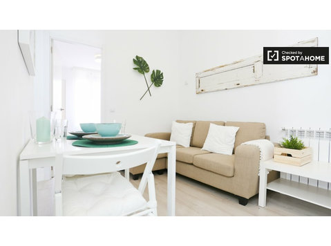 Stylish 2-bedroom apartment for rent in Guindalera, Madrid - 아파트