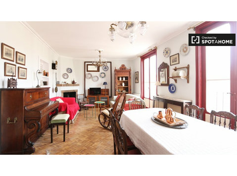 La Latina, Madrid'de kiralık şık 4 odalı daire - Apartman Daireleri
