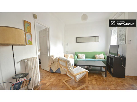 Sonnige 2-Zimmer-Wohnung zur Miete in Atocha, Madrid - Wohnungen