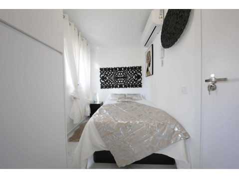 private room Gijon - Апартаменти