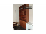 Room to rent in 2-bedroom apartment in San Miguel, Murcia - Aluguel