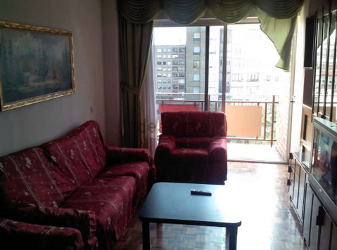Alquiler de Piso en calle Iturrama - Apartments