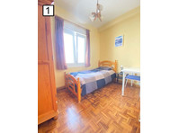 Habitación en piso de 4 habitaciones en Azpilagaña - 아파트