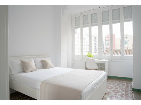Flatio - all utilities included - CEREZA - double bedroom - Woning delen