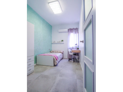 Flatio - all utilities included - Cozy Room near University… - Общо жилище