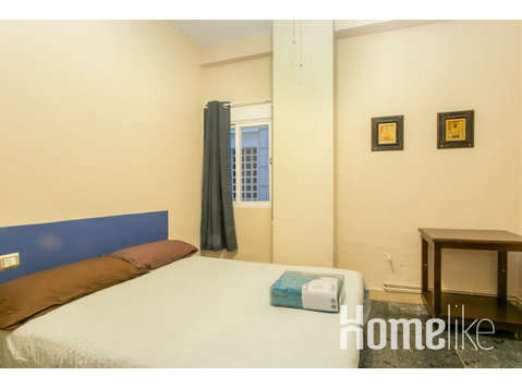 Gedeeld appartement: Ruime kamer met geïntegreerde badkamer - Woning delen