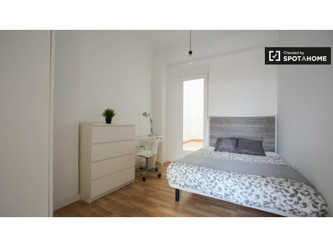 Modisches Zimmer in Camins al Grau, Valencia - Zu Vermieten