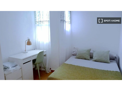 Se alquila habitación en piso compartido en Valencia - Alquiler