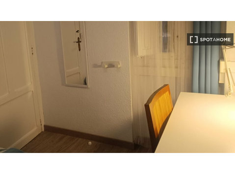 Habitación en piso compartido en valència - Alquiler