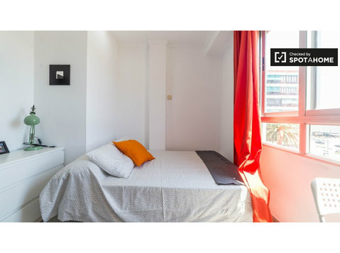 Extramurs, Valensiya'da 4 odalı kiralık daire - Kiralık