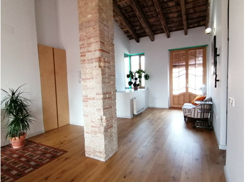 Flatio - all utilities included - a beautiful flat with… - For Rent