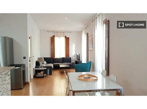 Piso de 2 habitaciones en alquiler en El Carme, Valencia - Pisos
