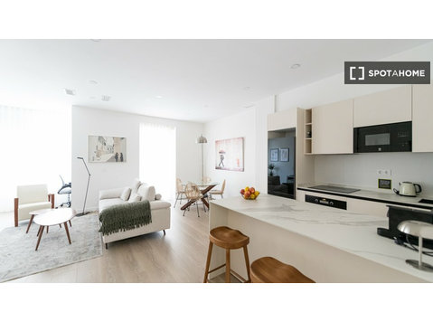 2-bedroom apartment for rent in L'Eixample, Valencia - Apartments