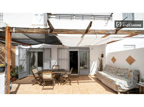 Piso de 2 dormitorios en alquiler en La Raïosa, Valencia - Pisos