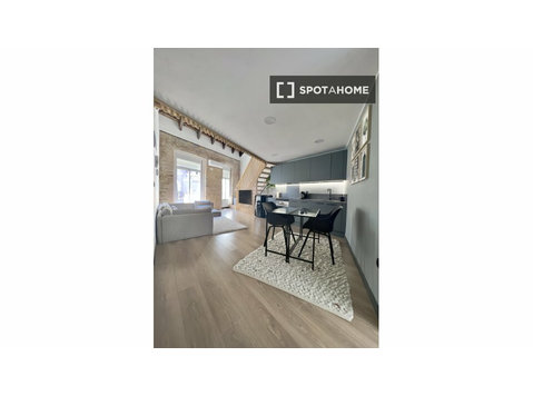 2-bedroom apartment for rent in Russafa, Valencia. - Lakások