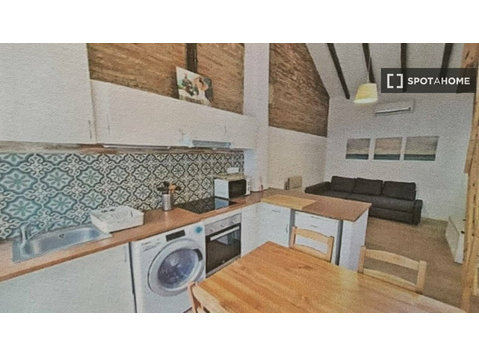 2-Zimmer-Wohnung zur Miete in Valencia - Wohnungen