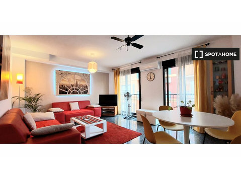 2-bedroom apartment for rent in Valencia - Lakások