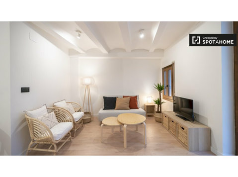 2-pokojowe mieszkanie do wynajęcia w Walencji, Walencja - Mieszkanie