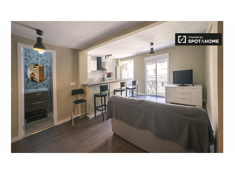 3-bedroom apartment for rent in Tormos, Valencia - Apartments