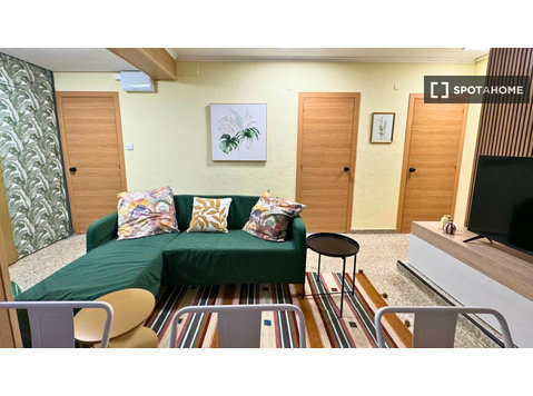 Appartamento con 3 camere da letto in affitto a Valencia - Appartamenti