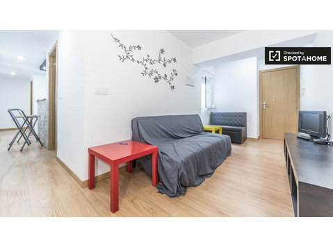 Piso de 4 dormitorios en alquiler en Cabanyal, Valencia - Pisos