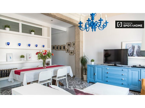 4-bedroom apartment for rent in L'Eixample, Valencia - Korterid
