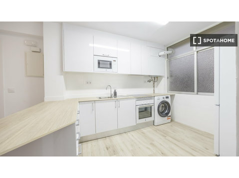 5-Zimmer-Wohnung zur Miete in Ciutat Jardí, Valencia - Wohnungen