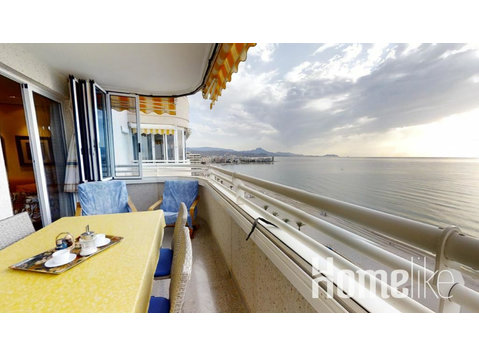 Bel et confortable appartement avec une vue panoramique… - Appartements