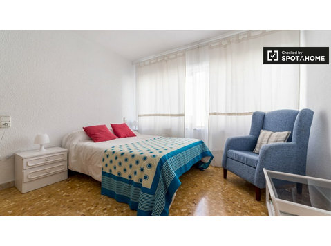 Bright studio apartment for rent in Ciutat Vella, Valencia - 公寓