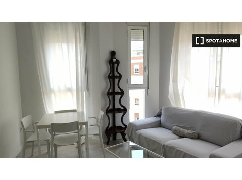 L'Eixample, Valencia'da kiralık 1 yatak odalı daire sakin - Apartman Daireleri