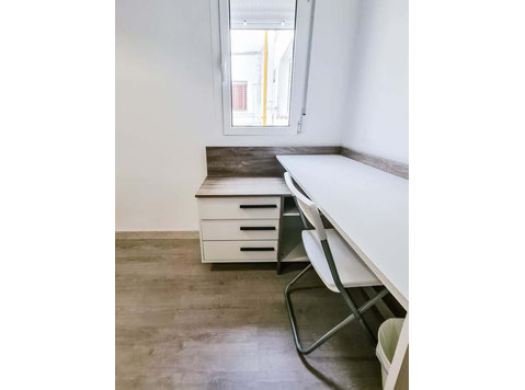 Habitación en piso de 4 habitaciones en Benimaclet - Apartments