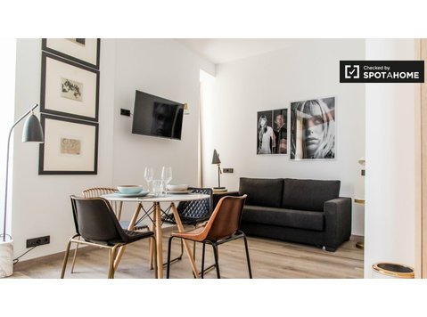 Moderno apartamento de 1 quarto para alugar, Ciutat Vella,… - Apartamentos