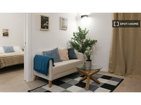 Apartamento de um quarto para alugar em Valência - Apartamentos
