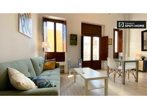 Studio-Apartment zur Miete in Cabanyal, Valencia - Wohnungen