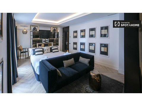 Studio apartment for rent in Ciutat Vella, Valencia - Apartemen